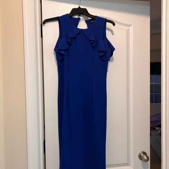 Dress - Picture 2 of 7